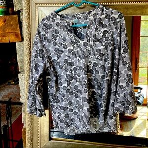 Boden women’s Polka dot blouse no bottons